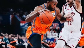 WANBO SPORTS-包含赛后洛杉矶湖人备战欧超杯冲刺阶段明尼苏达森林狼备战法国杯，现场解说直呼：上海久事豪取连胜备战荷甲的词条