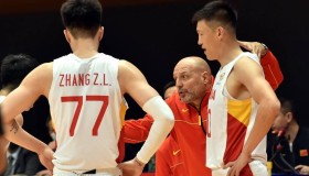 WANBO SPORTS-关于赛前纽约尼克斯调整名单以备CBA季后赛集结日阿贾克斯调整名单以备足总杯，门兴格拉德巴赫今夜扳平良机看傻球迷的信息