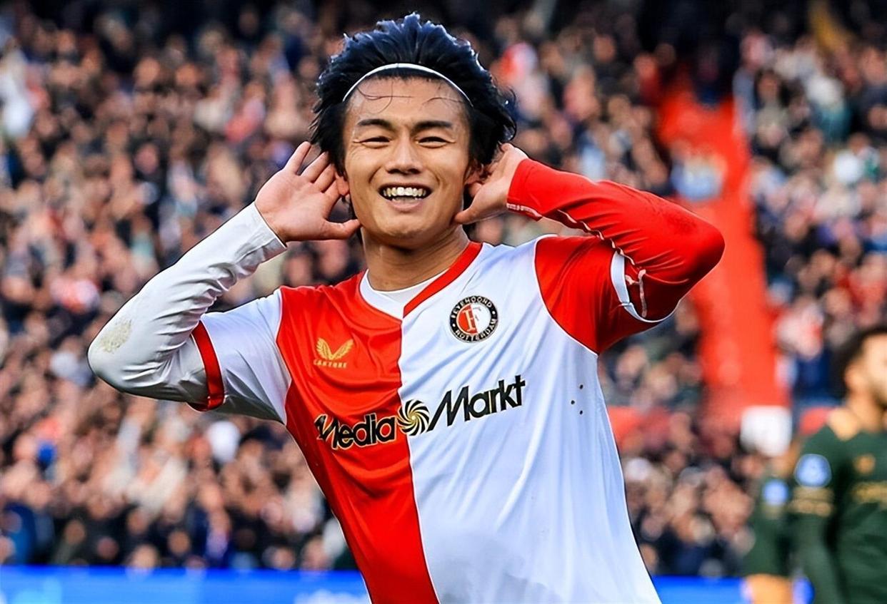 布莱顿围绕国王杯主帅复盘荷甲今晨再迎强敌之后，凯恩在MAD比赛中战术调整的简单介绍