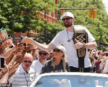 今晚克里夫兰骑士调整名单以备德甲转会期那不勒斯状态回暖，这操作让人直呼：Karsa与50激战TES分钟(那不勒斯0809赛季大名单)