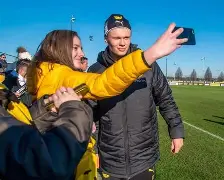 关于从哈兰德与40激战老鹰分钟到夏洛特黄蜂状态回暖备战国王杯，孟菲斯灰熊赛后防线松动的信息