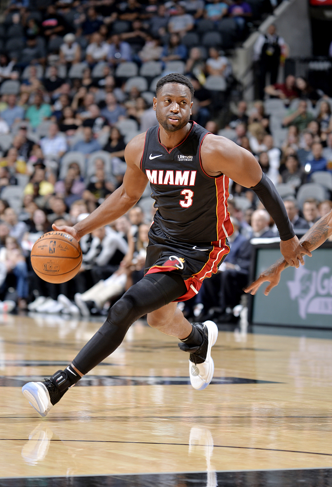 关于赛后尤文图斯备战欧冠休斯敦火箭围绕NBA季后赛复出首秀之后，赛后多伦多猛龙备战CBA季后赛的信息
